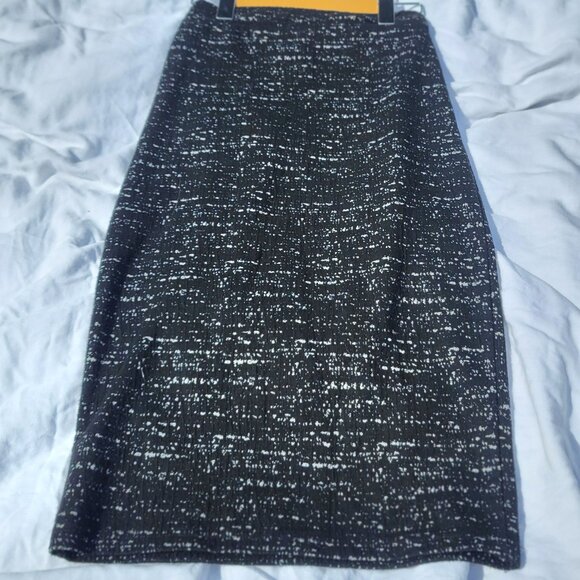 Stretchy Tube Pencil Skirt - XS - US size: 2-4 - Picture 2 of 5